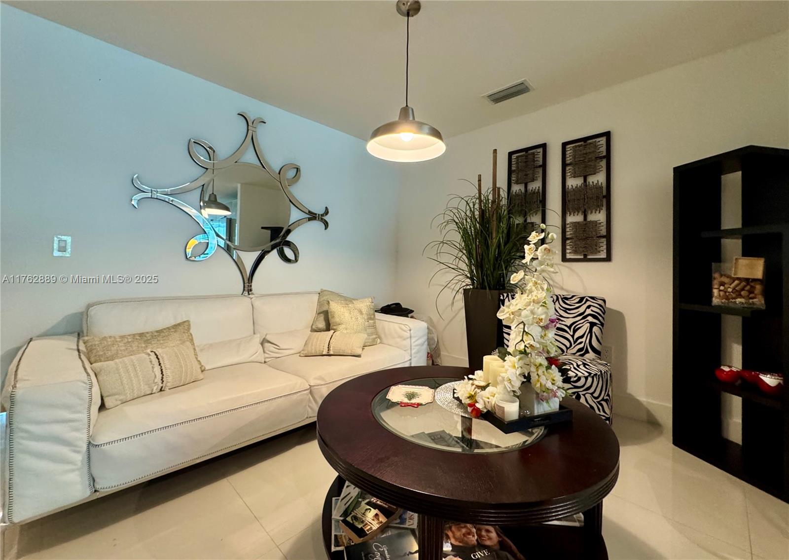 ARTECH RESIDENCES AT AVEN - Residential