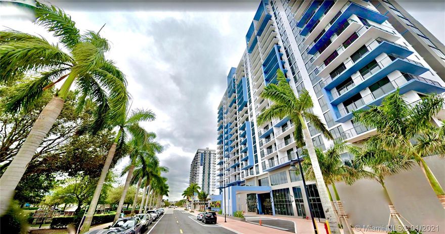 BRAND NEW 3/3! !! Short term rent available. Beautiful views of Downtown Doral Park and Miami Skyline. Great schools, restaurants, parks and Publix within walking distance. Unit can be converted into two separated units with its own independent entrance doors: 701-B a 2 bedrooms and 2 bathrooms unit, and 701A a studio with 1 bathroom. Porcelain floors throughout the unit, stainless steel appliances with an open space kitchen. Washer and Dryer inside the unit. High impact windows. 2 assigned parking spaces plus Valet Parking. Short term rent available.