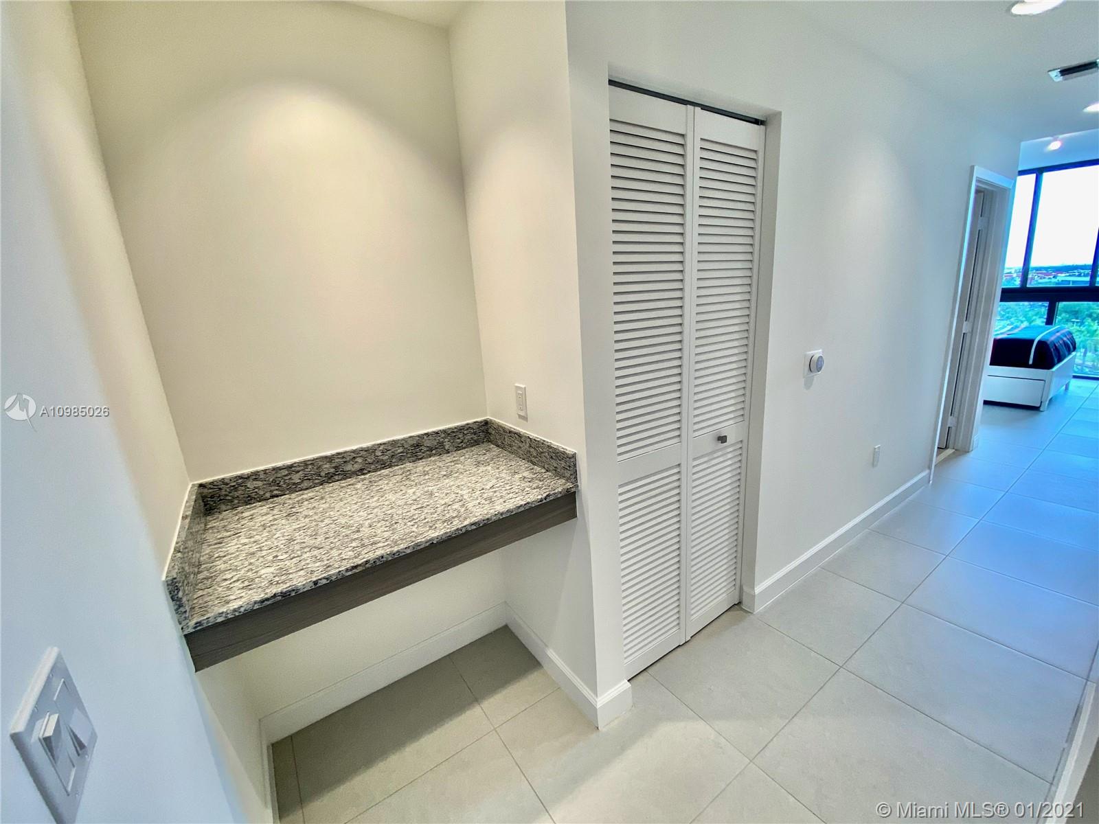 5350 PARK CONDO - Residential