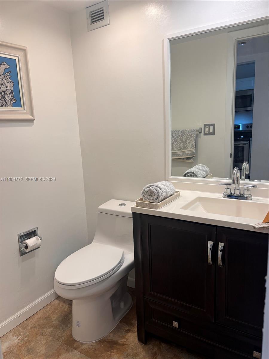 BRICKELL PLACE PHASE II C - Residential