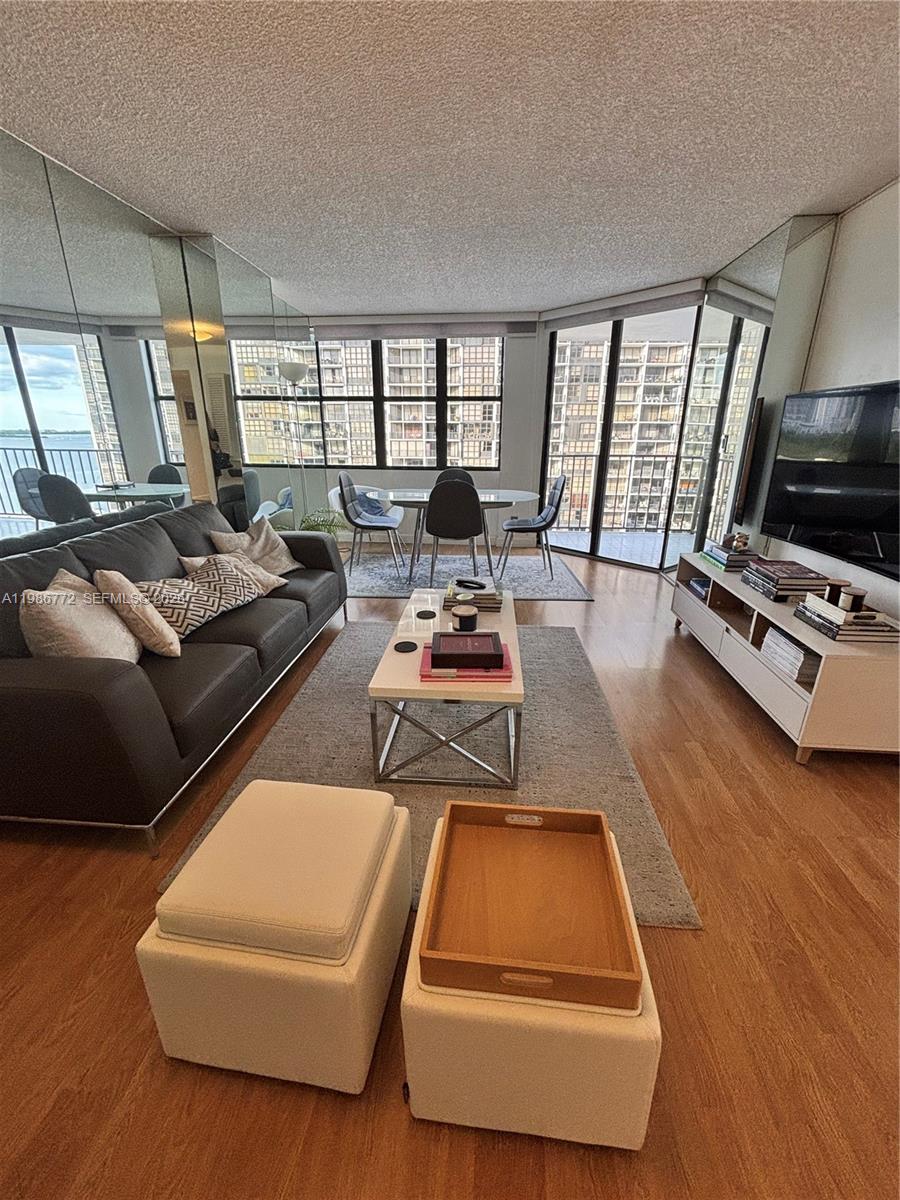 BRICKELL PLACE PHASE II C - Residential