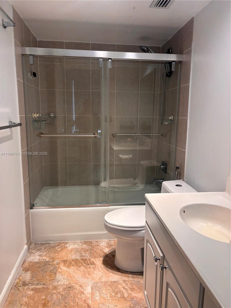 BRICKELL PLACE PHASE II C - Residential