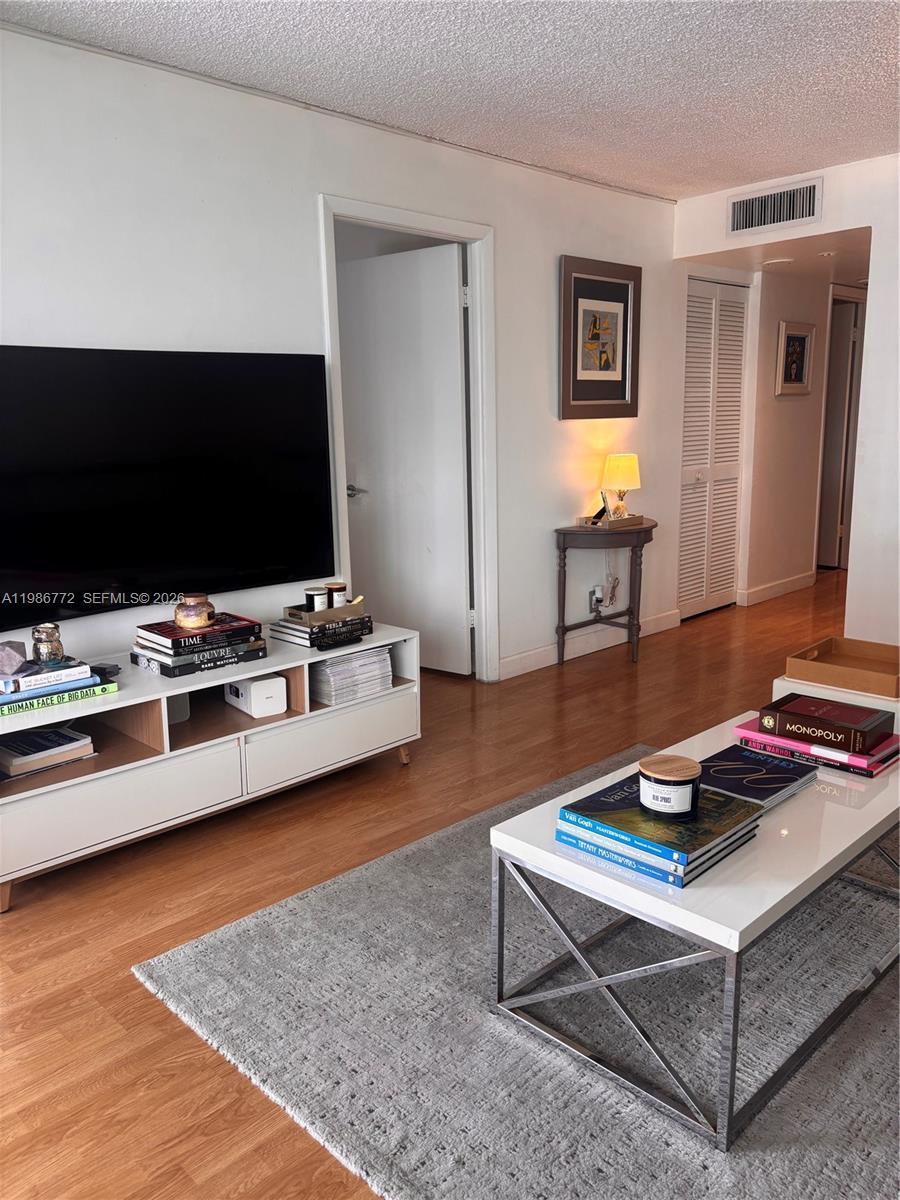 BRICKELL PLACE PHASE II C - Residential