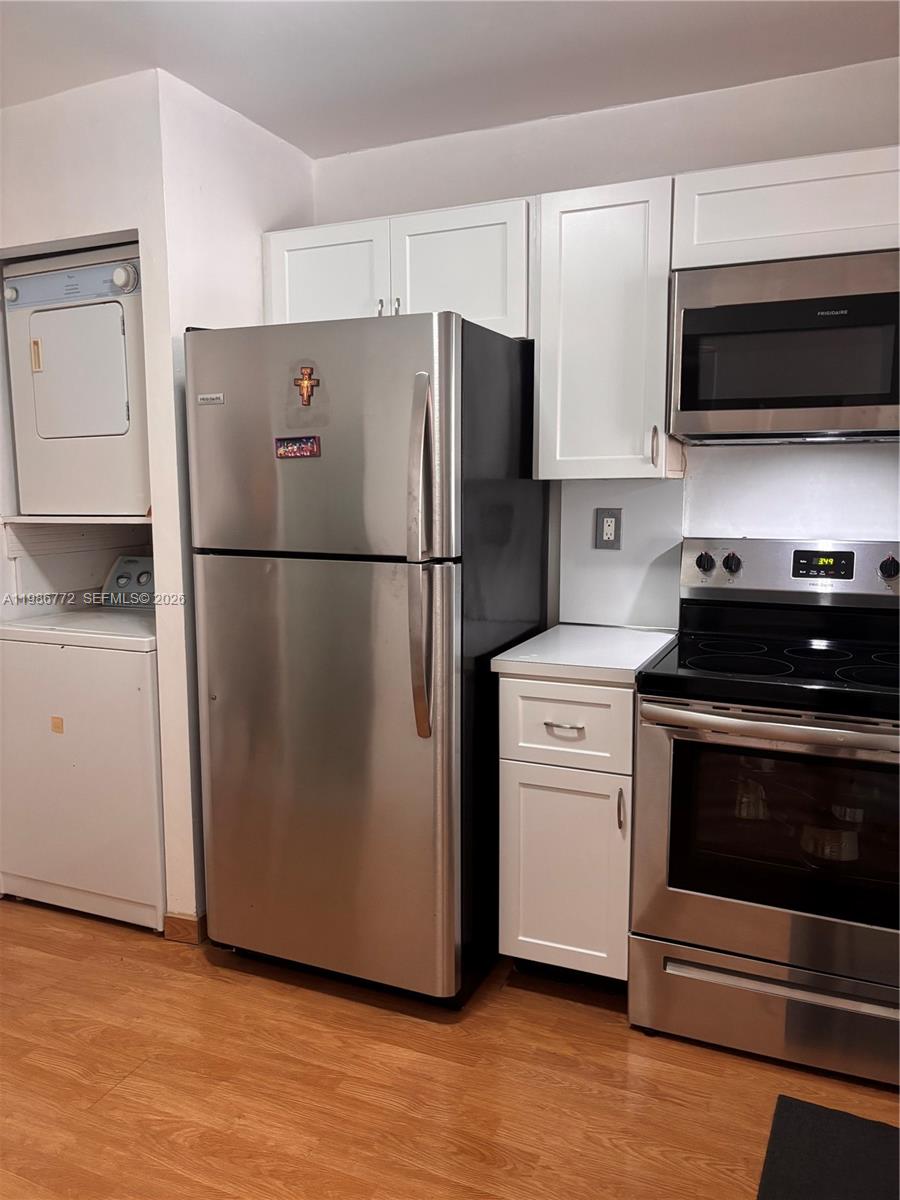 BRICKELL PLACE PHASE II C - Residential