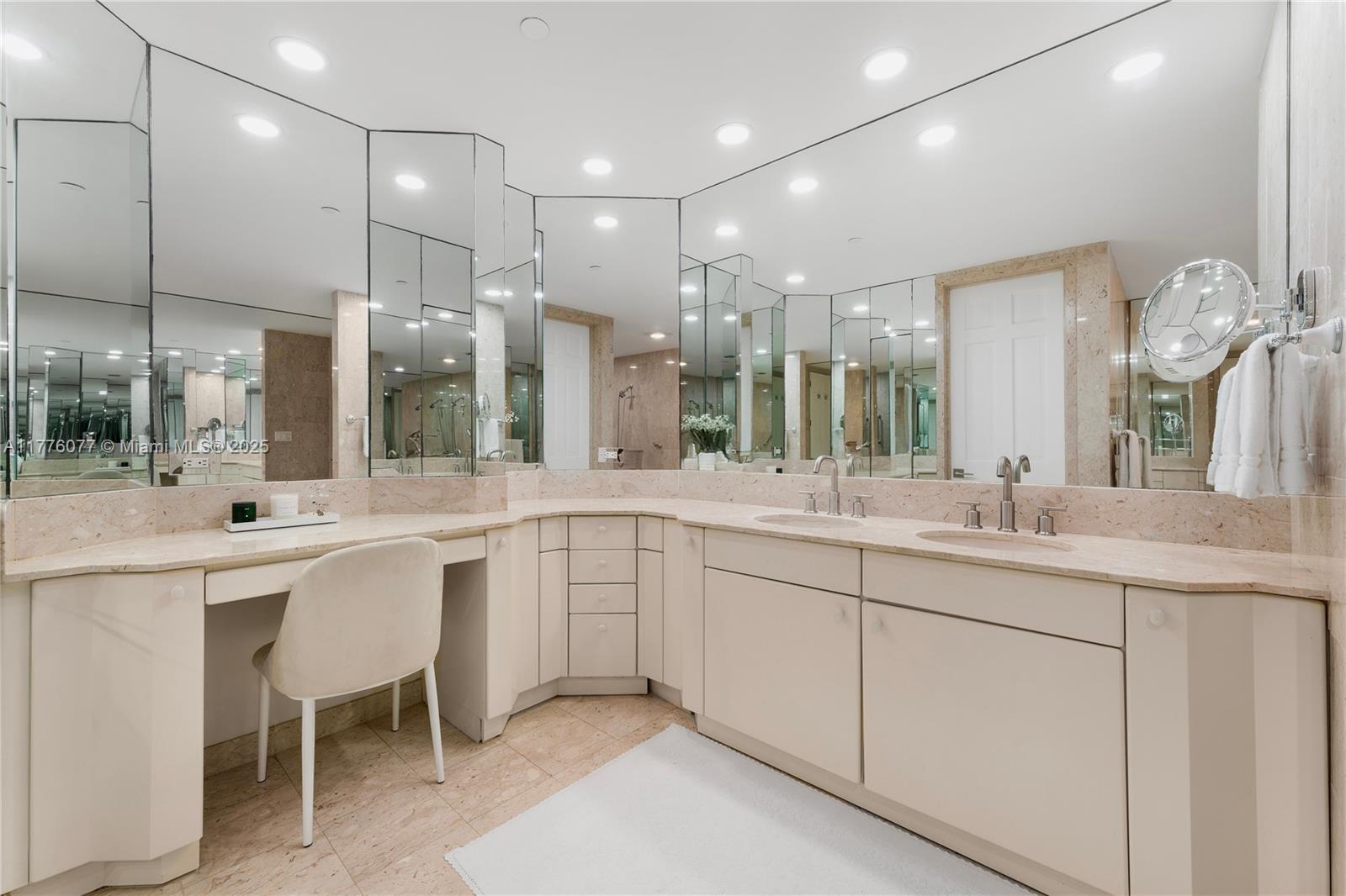 OCEANSIDE @ FISHER ISL CO - Residential