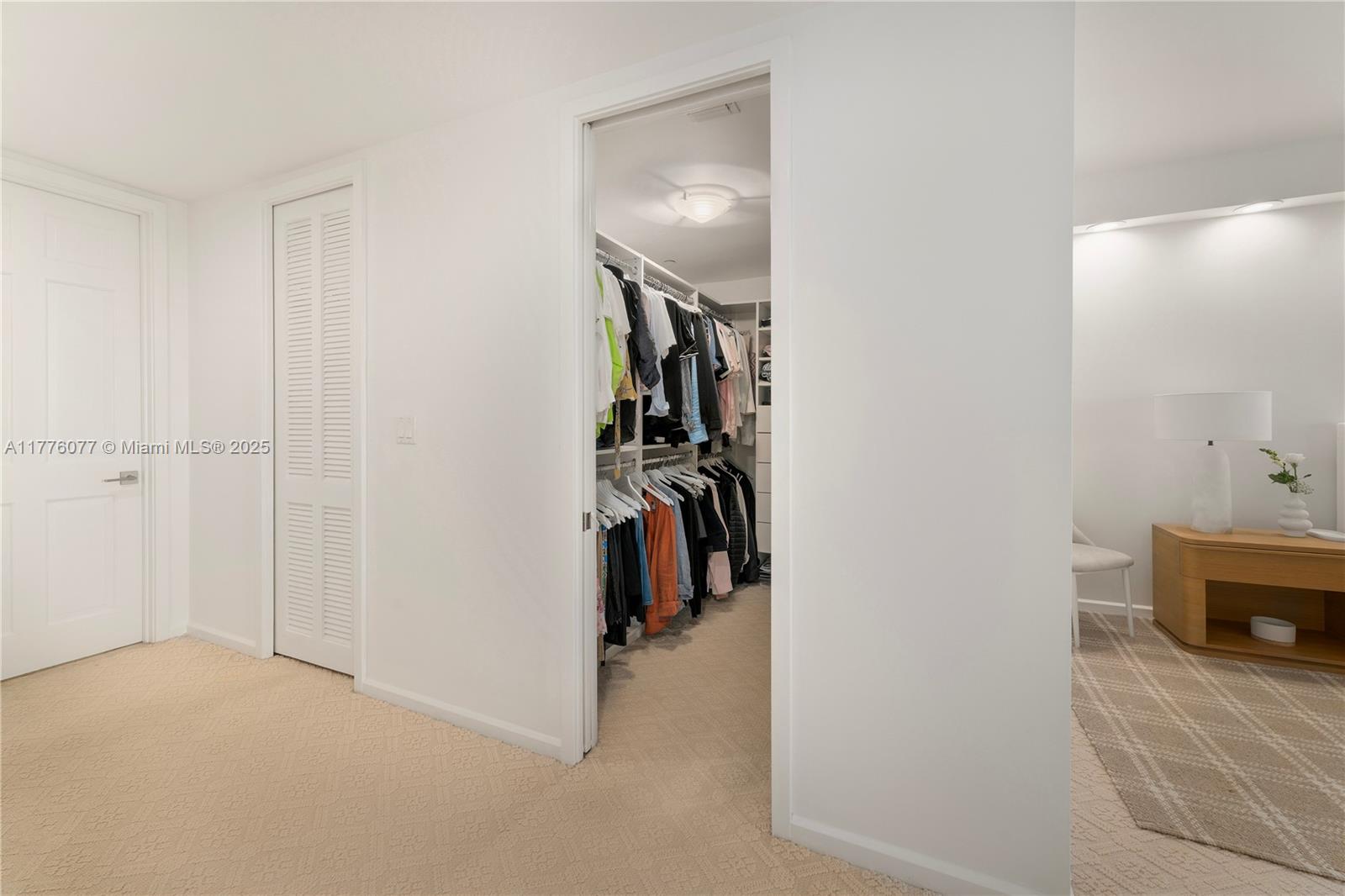 OCEANSIDE @ FISHER ISL CO - Residential