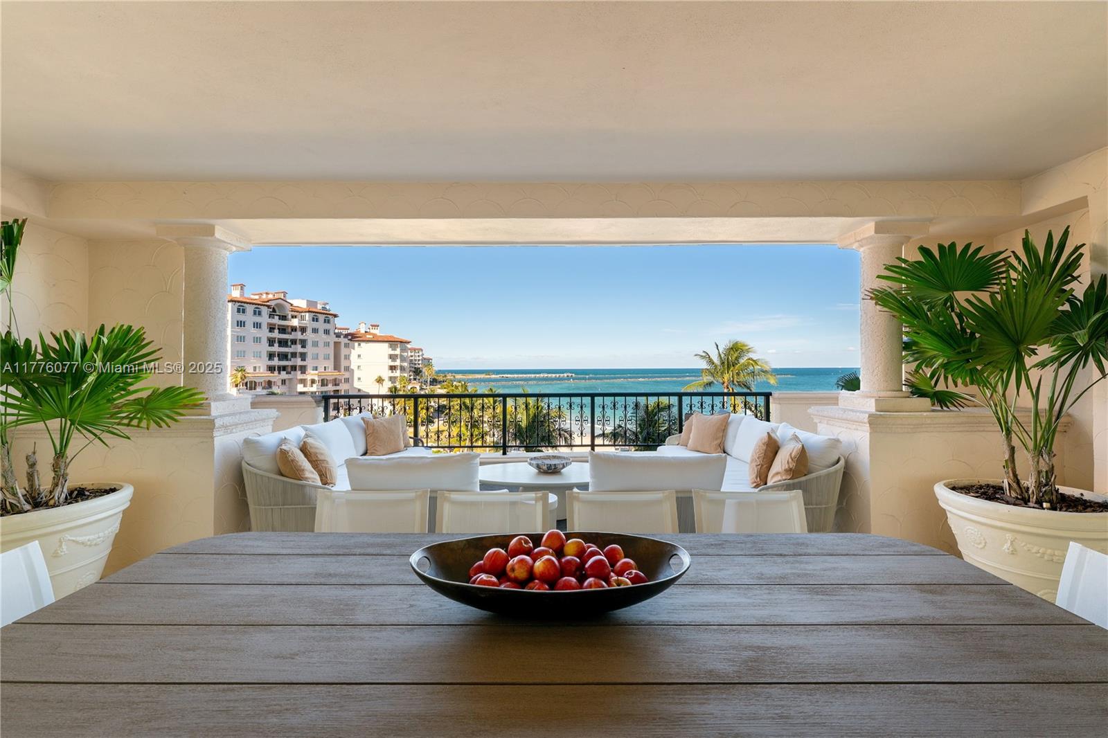 OCEANSIDE @ FISHER ISL CO - Residential