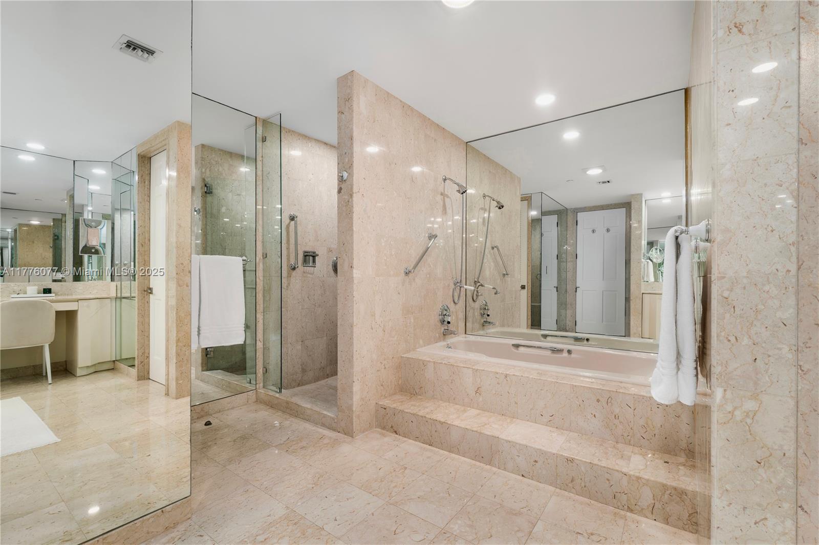 OCEANSIDE @ FISHER ISL CO - Residential