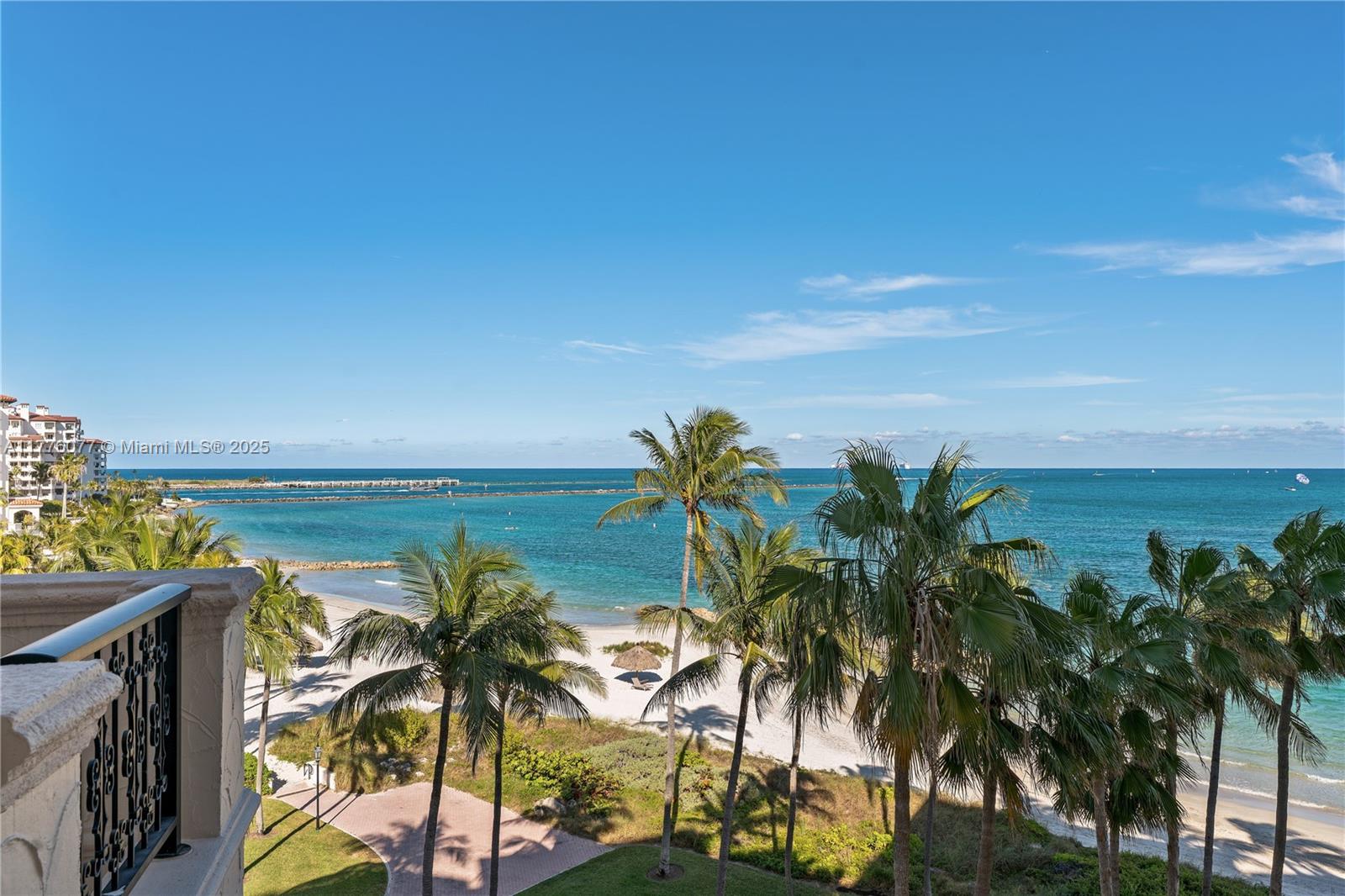 OCEANSIDE @ FISHER ISL CO - Residential