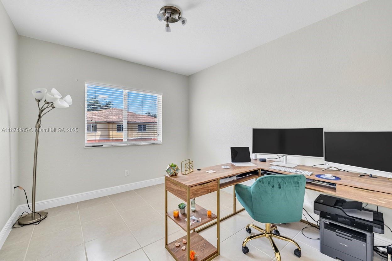 VILLAS OF PALOMINO - Residential