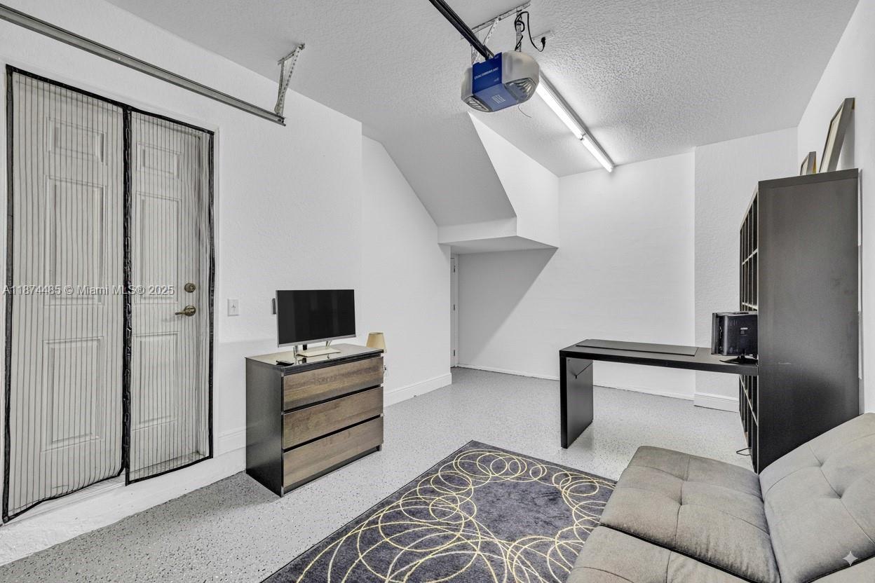 VILLAS OF PALOMINO - Residential