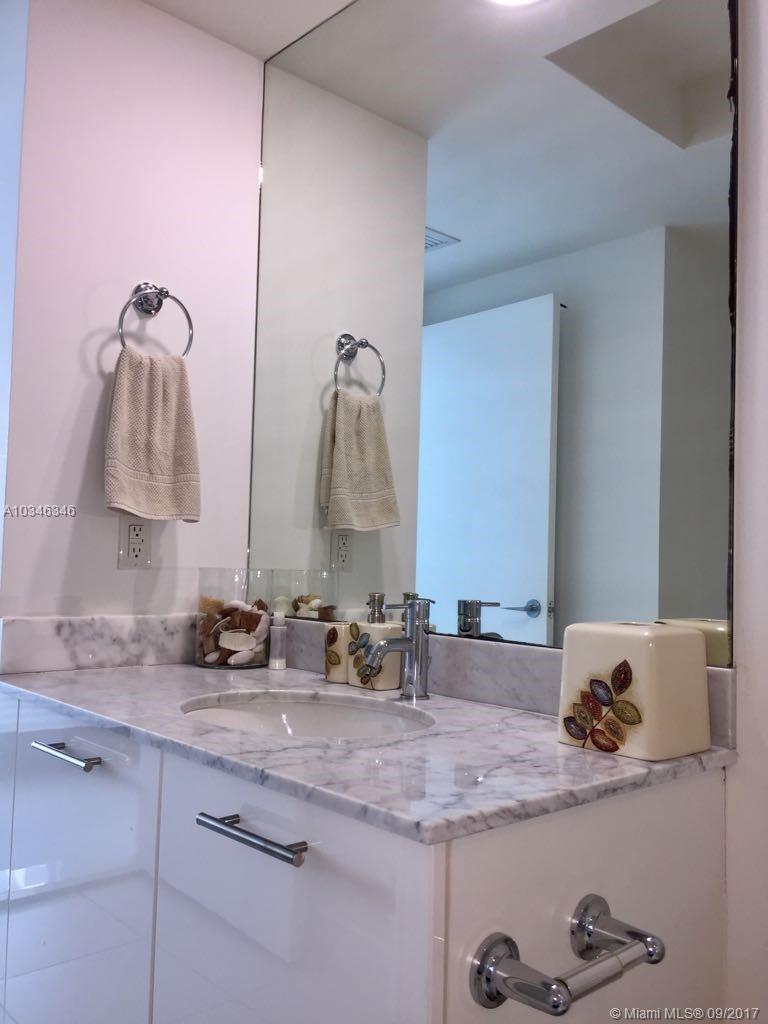 500 BRICKELL EAST CONDO - Residential Lease