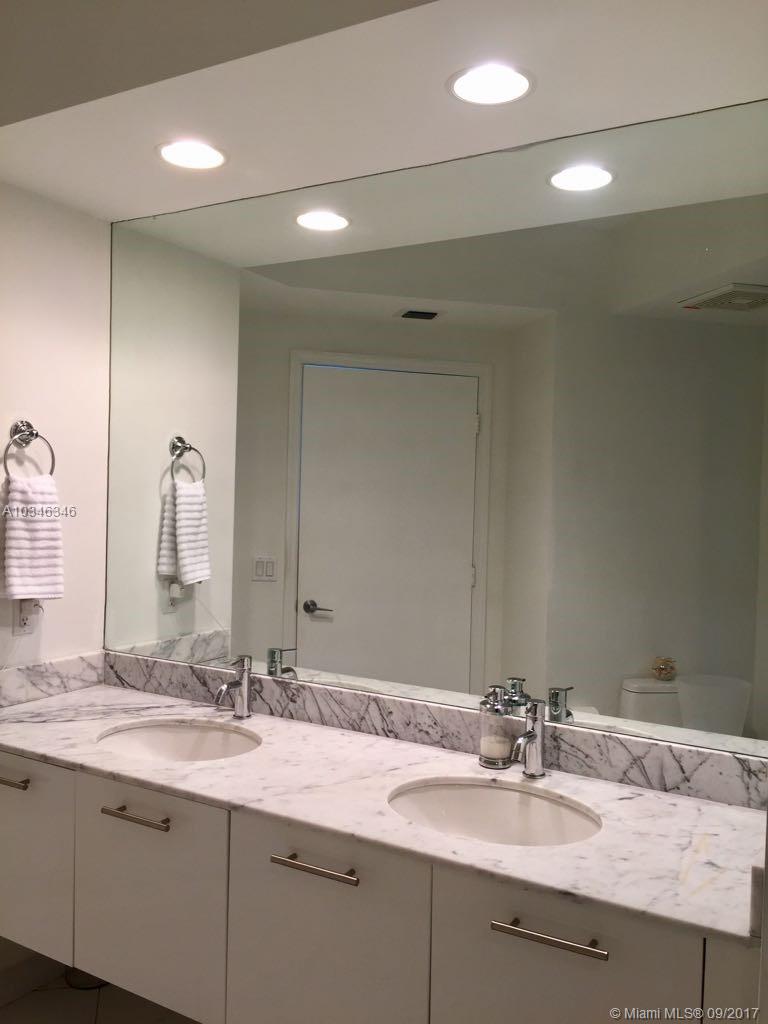 500 BRICKELL EAST CONDO - Residential Lease