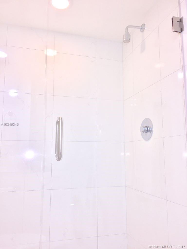 500 BRICKELL EAST CONDO - Residential Lease