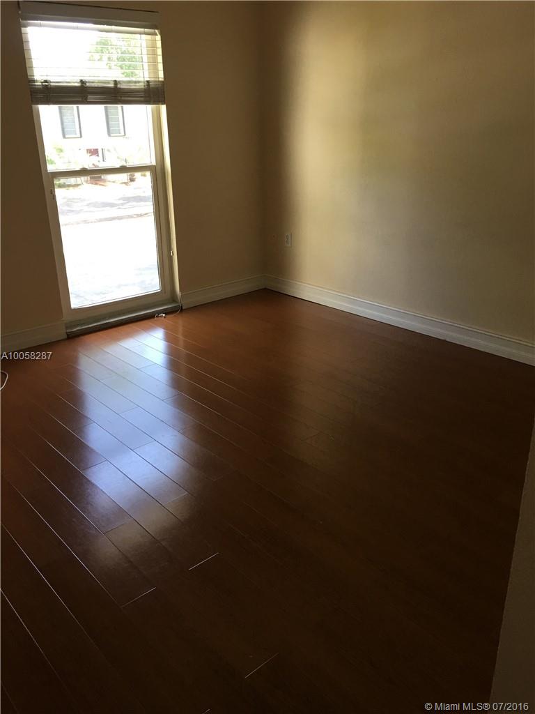 Hollywood Gardens 1 Condo - Residential Lease