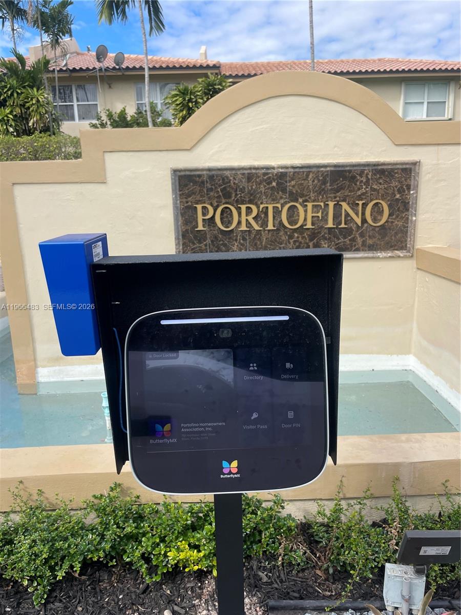 PORTOFINO - Residential Lease