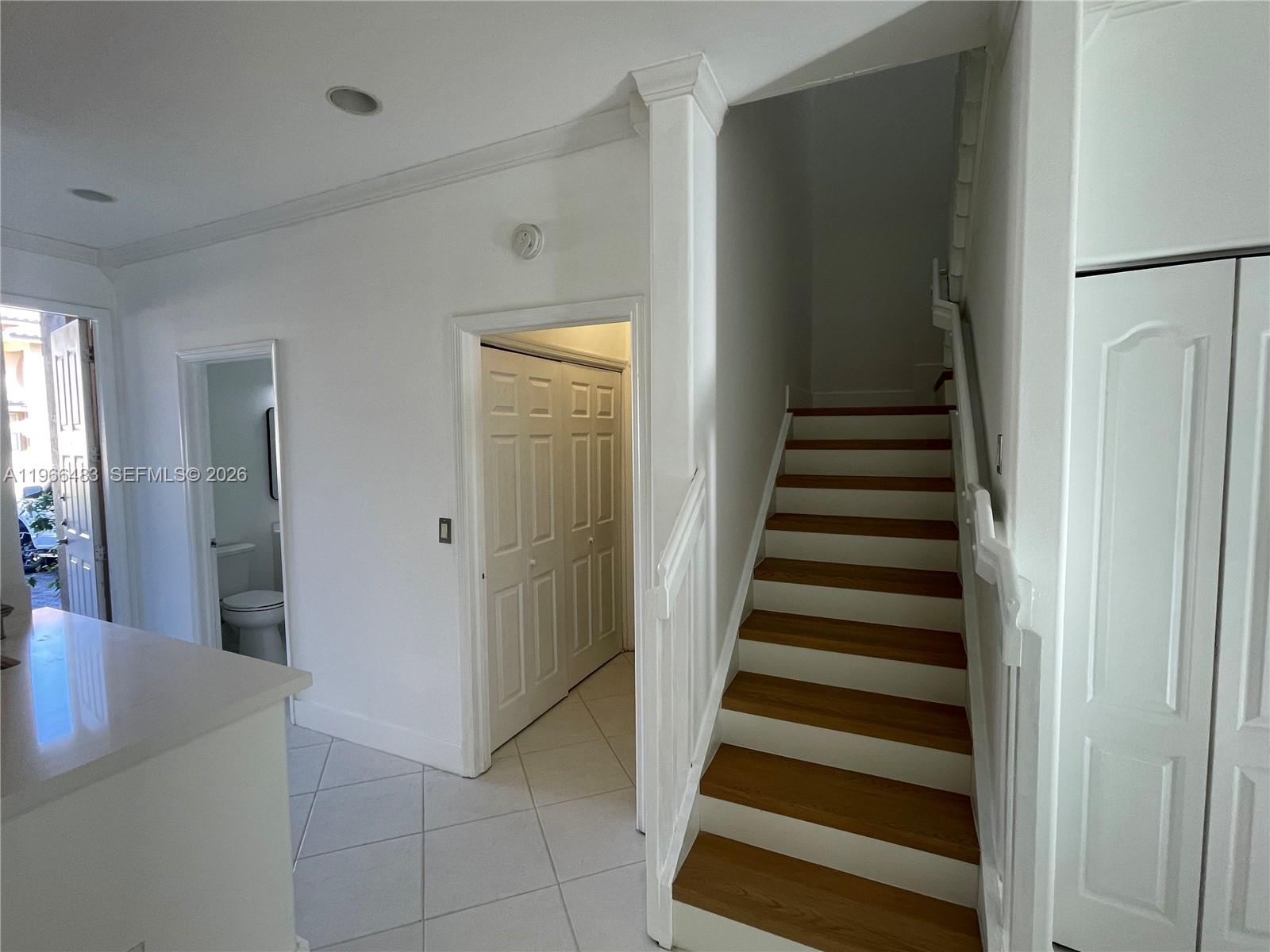 PORTOFINO - Residential Lease