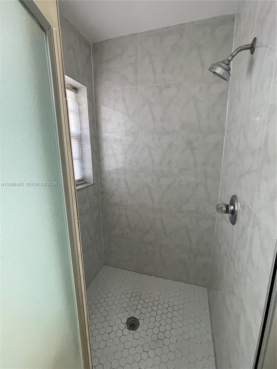 PORTOFINO - Residential Lease