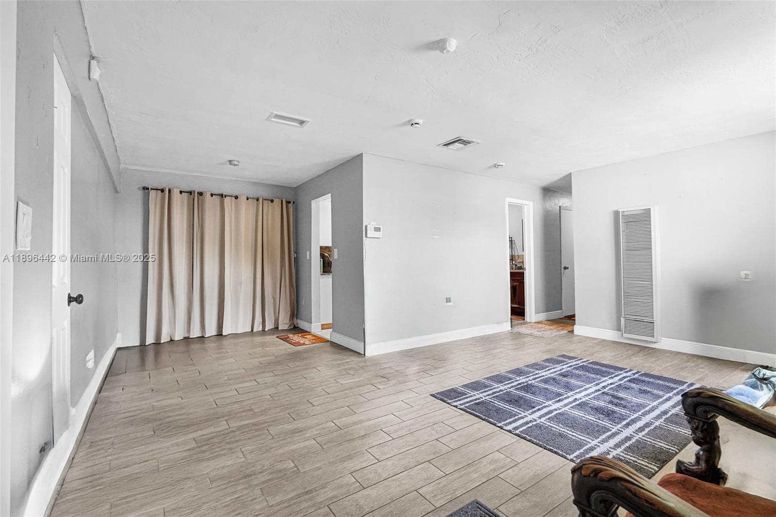 View photos, virtual tours, details... 5424 Mayo St