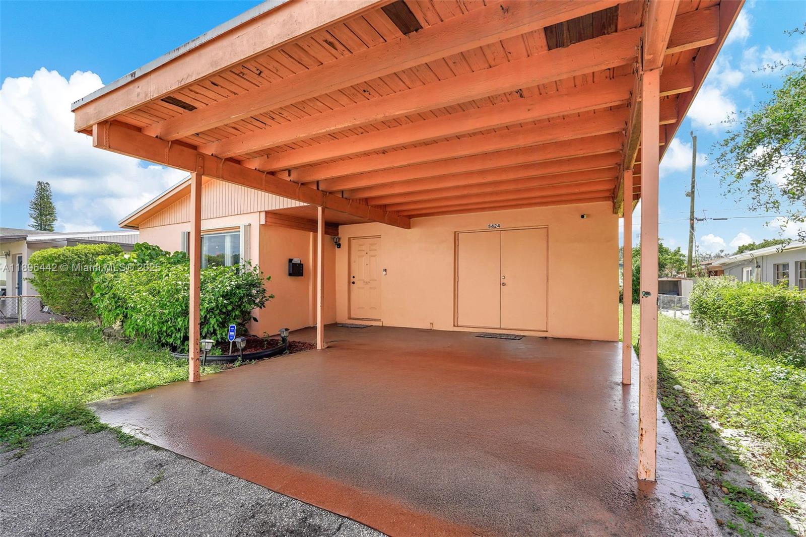 WEST CARVER RANCHES ADD N - Residential