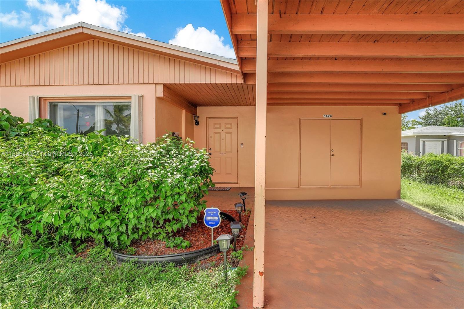 View photos, virtual tours, details... 5424 Mayo St