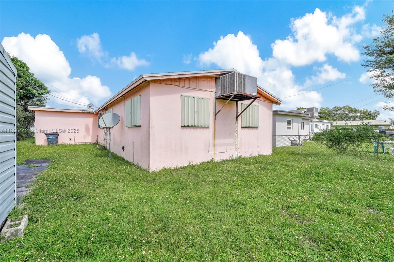 WEST CARVER RANCHES ADD N - Residential