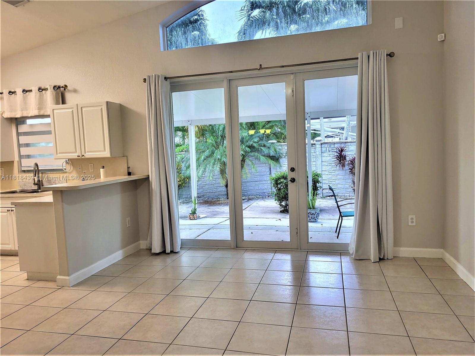 CENTURY ESTATES - Residential Lease
