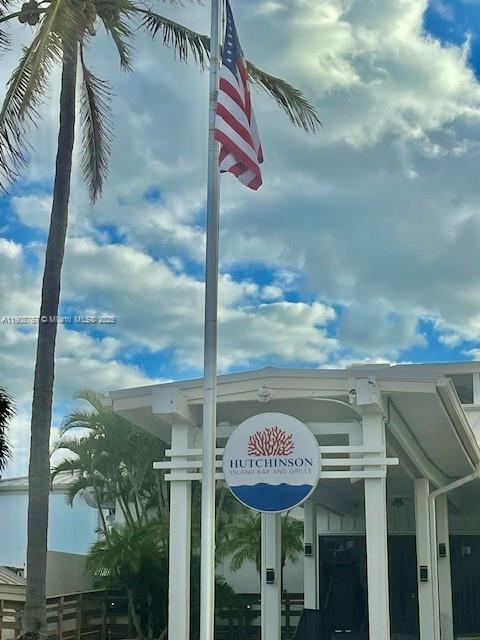 OCEAN VILLAS III CONDOMIN - Residential