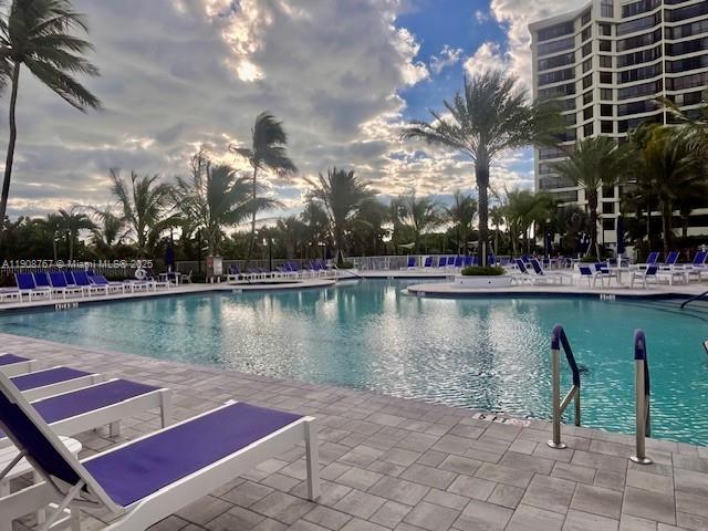 OCEAN VILLAS III CONDOMIN - Residential