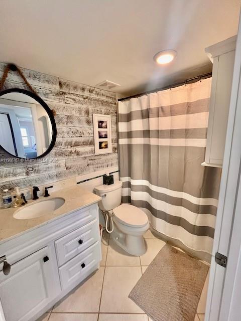 OCEAN VILLAS III CONDOMIN - Residential