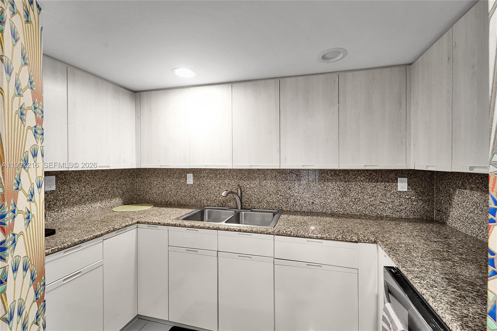 FOUR AMBASSADORS CONDO PH - Residential