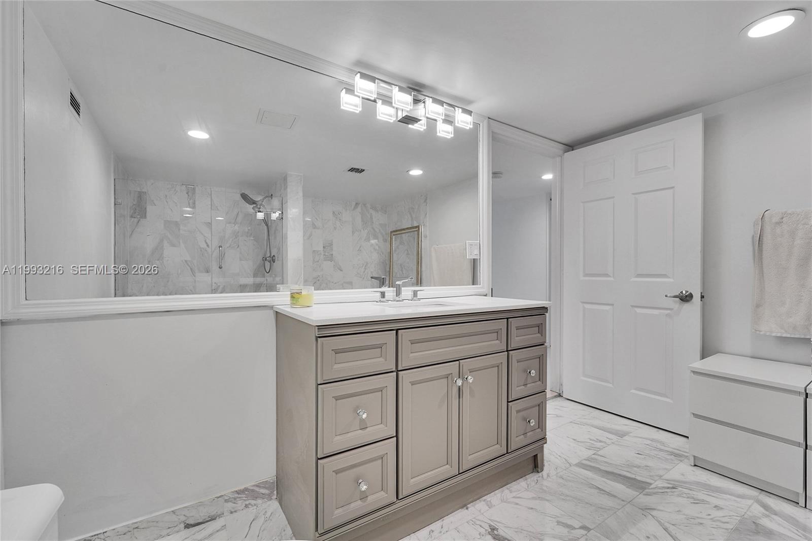 FOUR AMBASSADORS CONDO PH - Residential