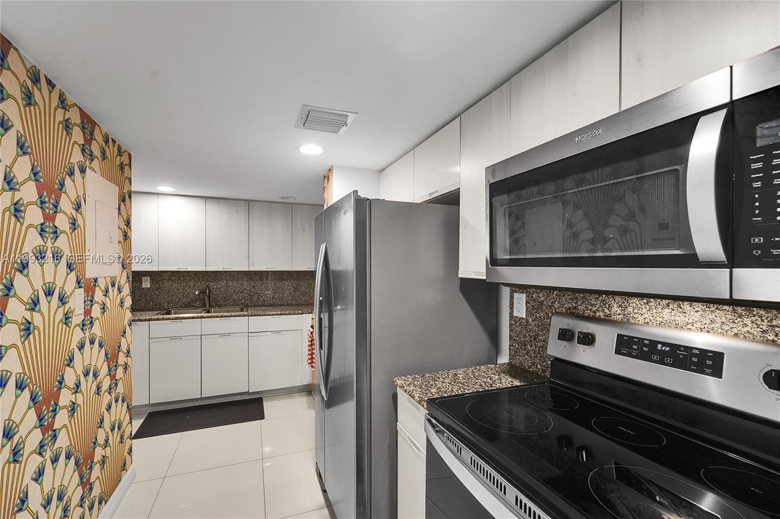 FOUR AMBASSADORS CONDO PH - Residential