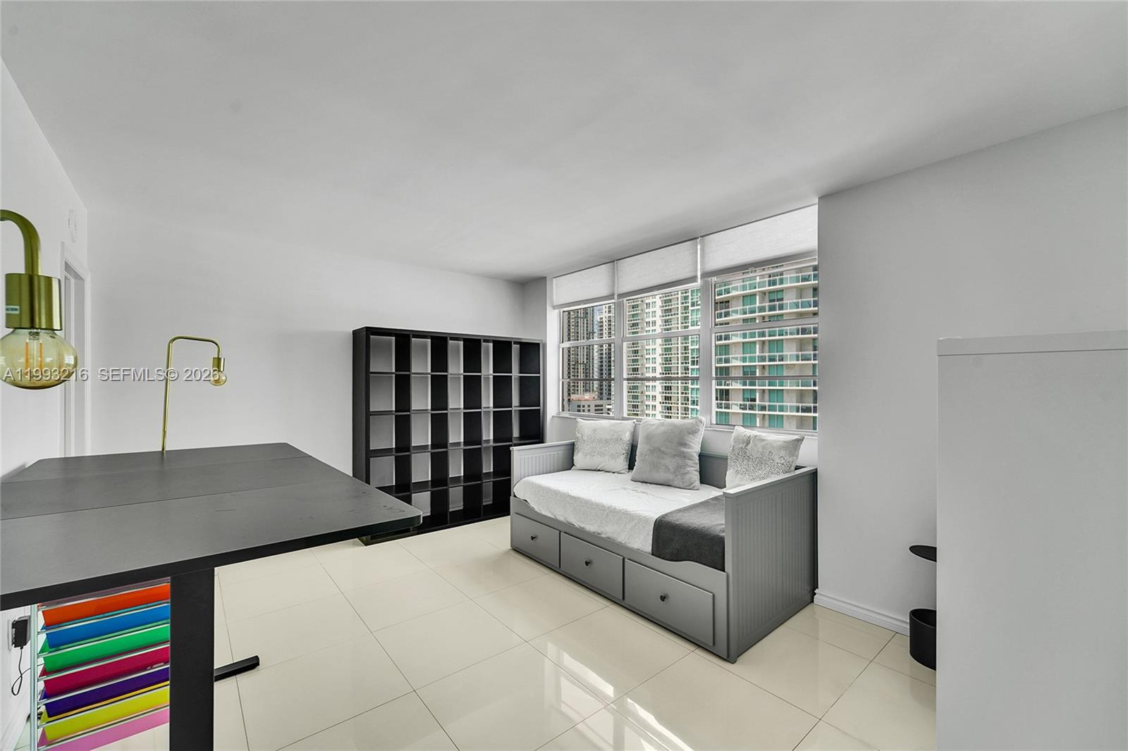 FOUR AMBASSADORS CONDO PH - Residential