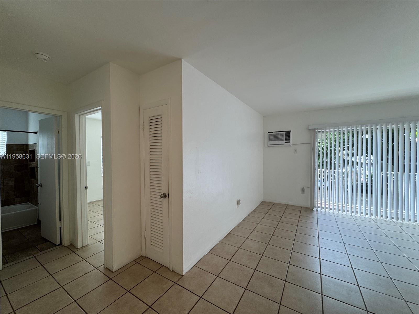 921 MERIDIAN AVE APTS CON - Residential Lease