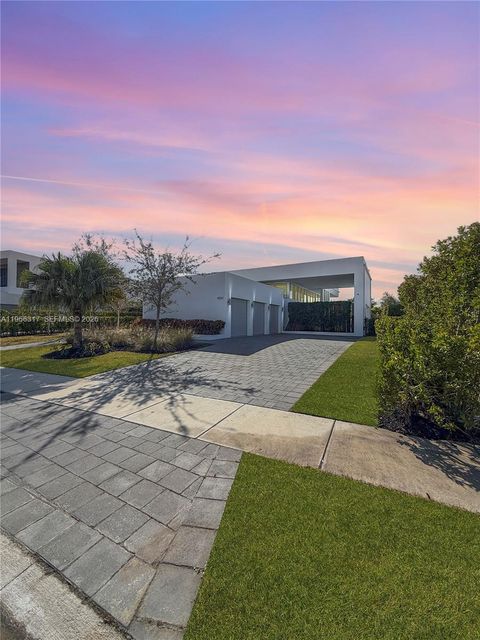 16582 S Botaniko Dr S Weston FL 33326