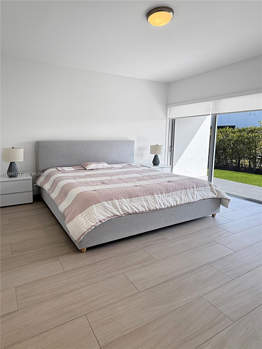 WESTON ESTATES - Residential