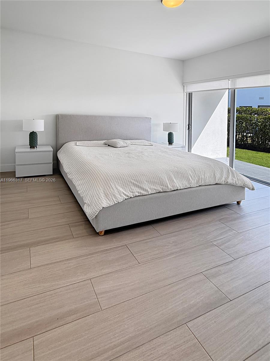 WESTON ESTATES - Residential