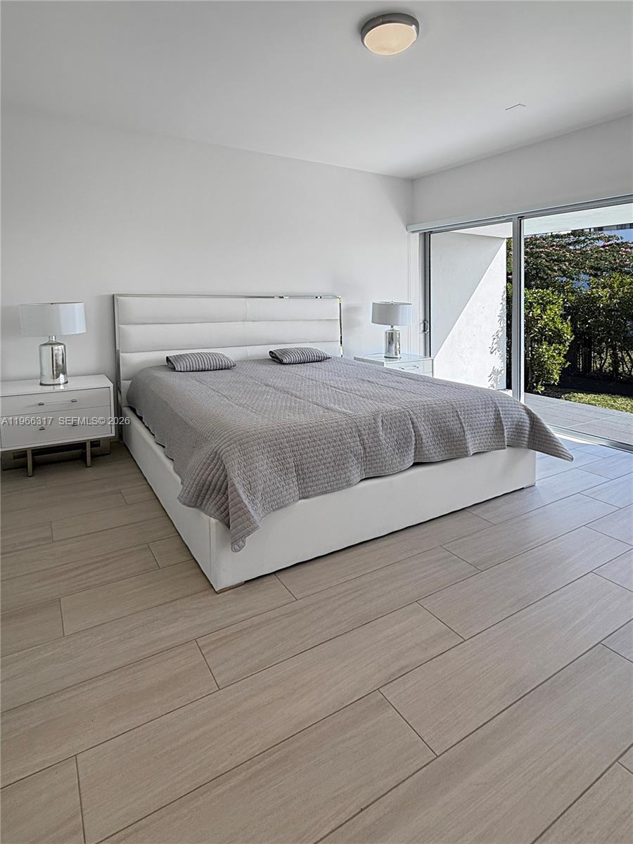 WESTON ESTATES - Residential