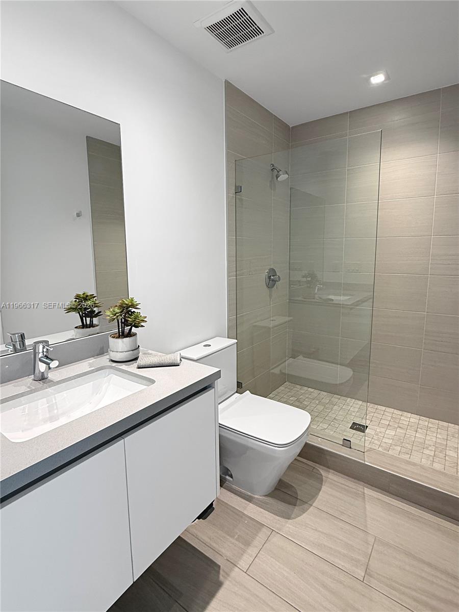 WESTON ESTATES - Residential