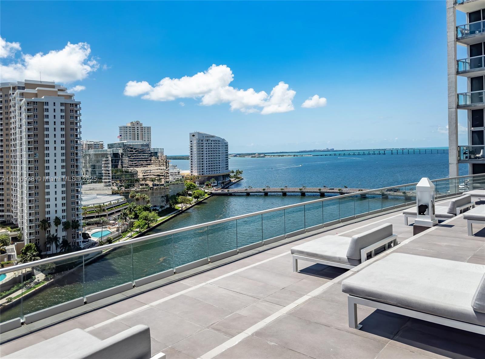 ICONBRICKELL CONDO NO 1 - Residential