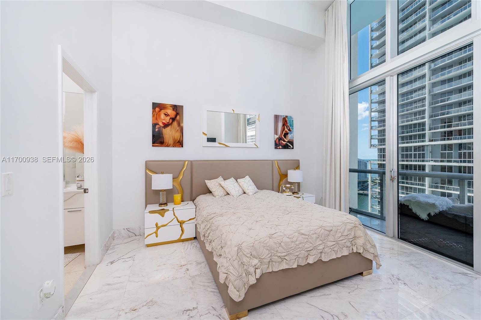 ICONBRICKELL CONDO NO 1 - Residential