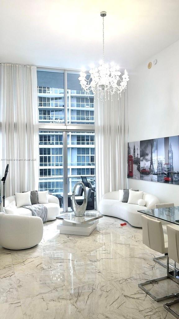 475 Brickell Ave 2209