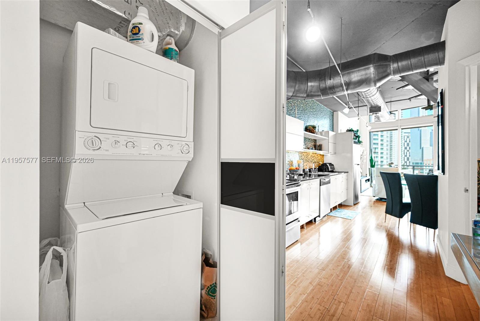 NEO VERTIKA CONDO - Residential Lease