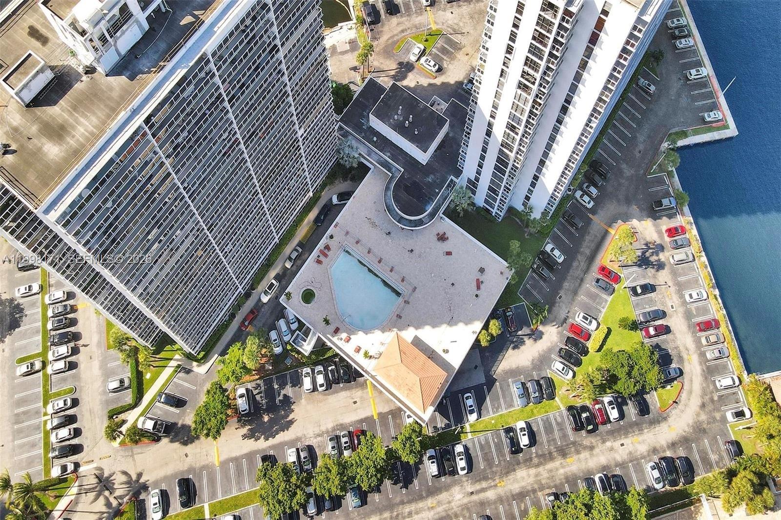 WATERVIEW CONDO - Residential