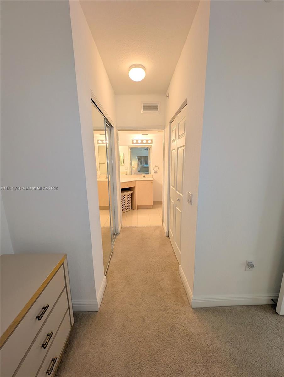 4723 E Lucerne Lakes Blvd E 634
