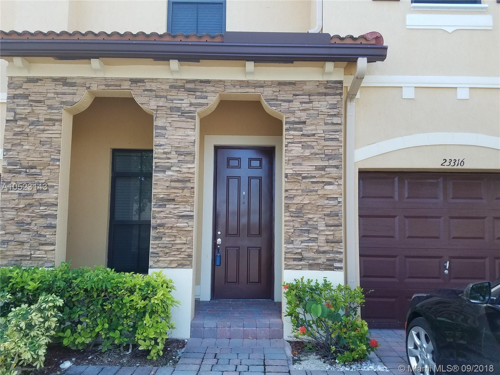 SILVER PALM EAST SEC THRE - Residential Lease