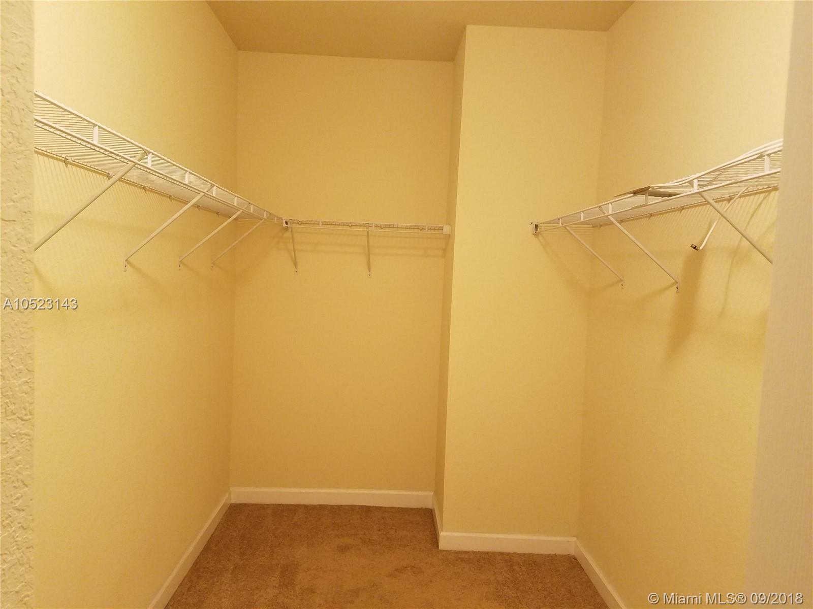 SILVER PALM EAST SEC THRE - Residential Lease