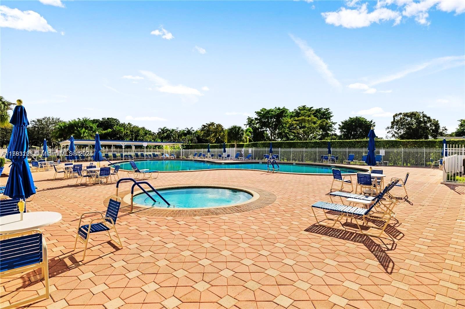 LAUDERDALE WEST 3 SEC - Residential