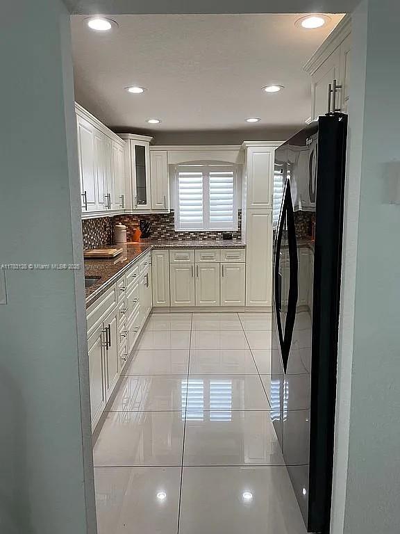 LAUDERDALE WEST 3 SEC - Residential